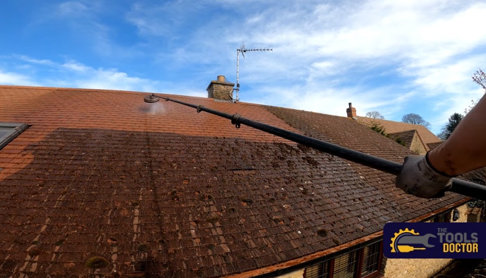 Equipment You Need to Clean a Metal Roof from the Ground Effectively