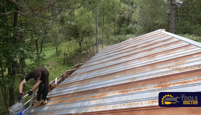 4 Reasons Why Your Metal Roof is Rusting